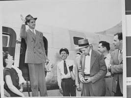 Photograph of Howard Hughes at hearing, Washington, August 12, 1947