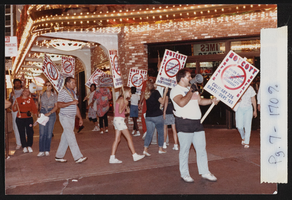 Photographs of Barbary Coast picket lines, Culinary Union, Las Vegas (Nev.), 1989 (folder 1 of 1)