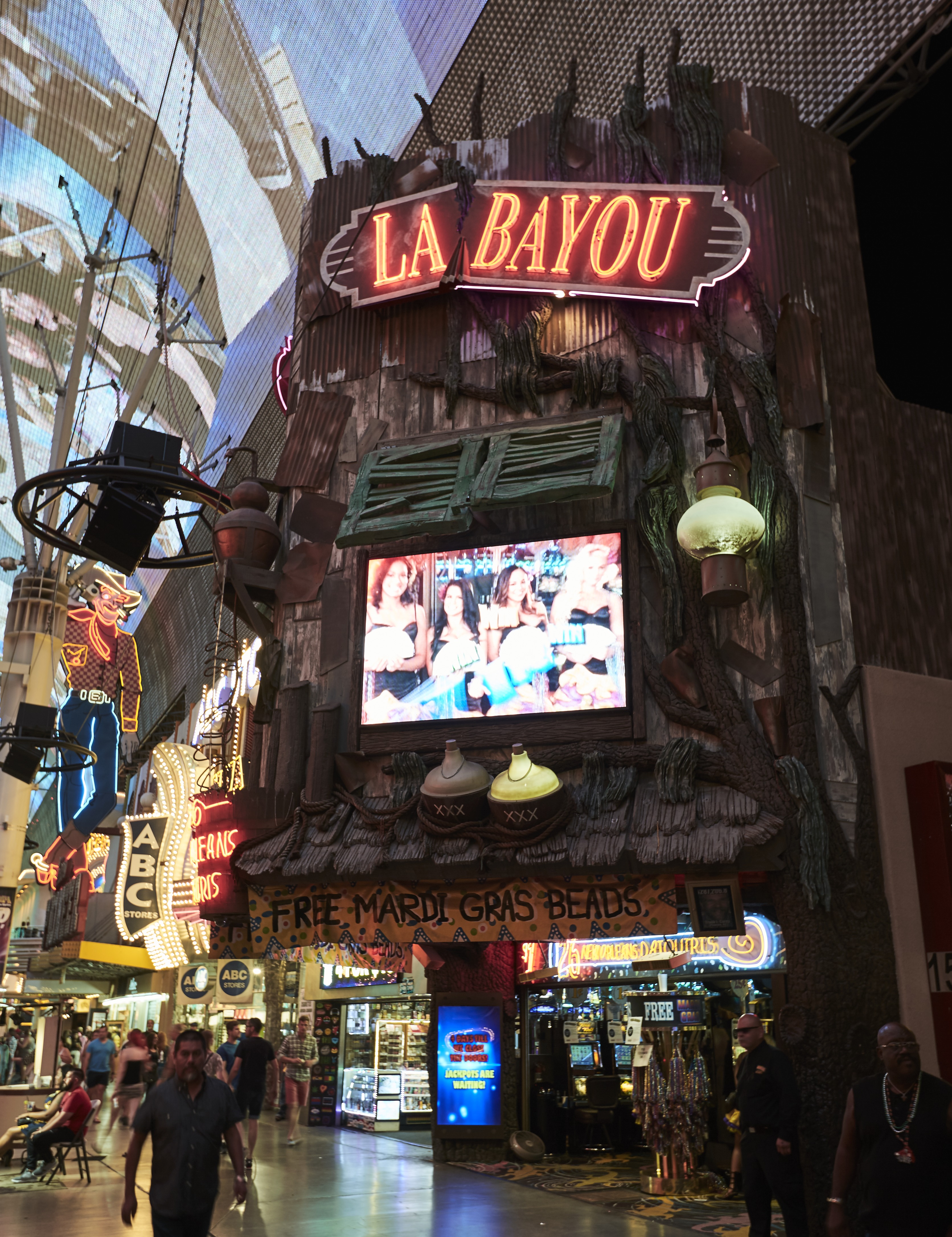 Photographs of La Bayou Casino, Las Vegas (Nev.), June 24, 2016