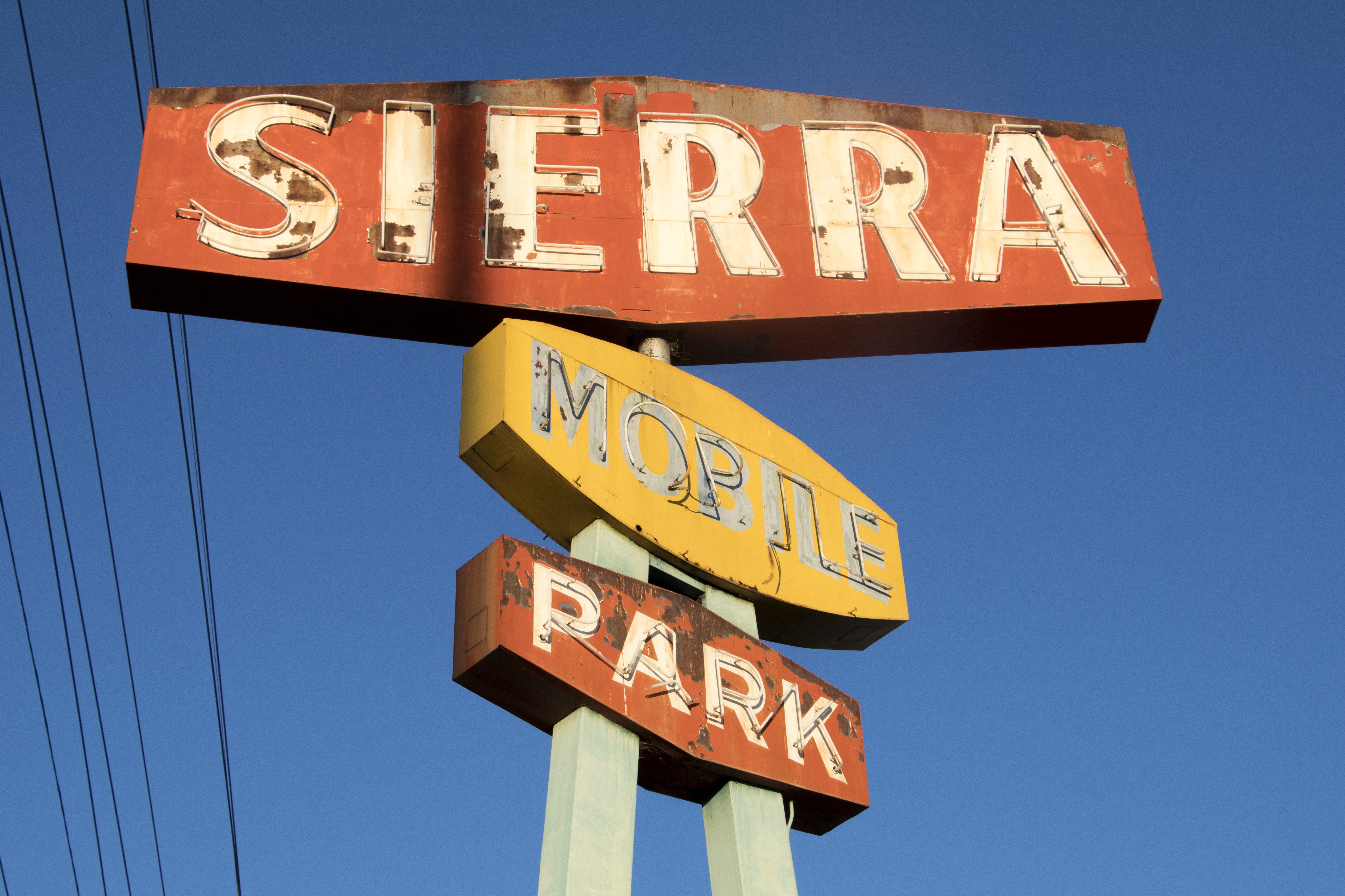 Photographs of Sierra Mobile Home Park sign, Las Vegas (Nev.), March 3, 2017