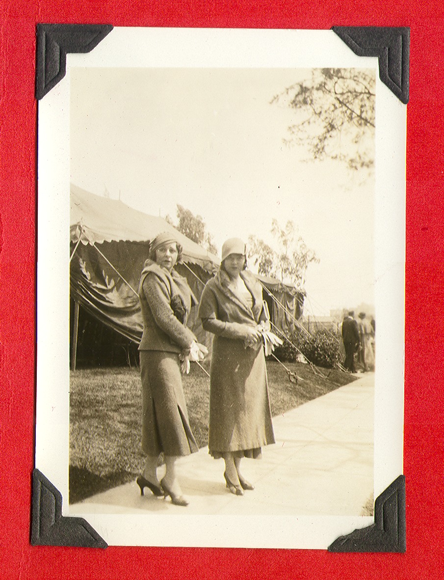 Two unidentified women: photographic print