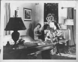 Clara Bow in her home: photographic print