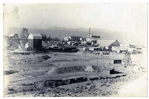 Photograph of mines and buildings, Goldfield (Nev.), early 1900s