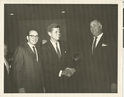 Photograph of John F. Kennedy shaking hands with Jack Entratter, Las Vegas, circa 1961