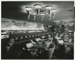 Photograph of the Silver Queen Bar and Lounge, Sands Hotel, Las Vegas, 1952