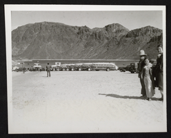 Photograph of buses and people at Hemenway Harbor, Lake Mead, Nevada, circa 1930s-1940s