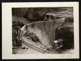 Postcard of Hoover Dam, circa late 1930s
