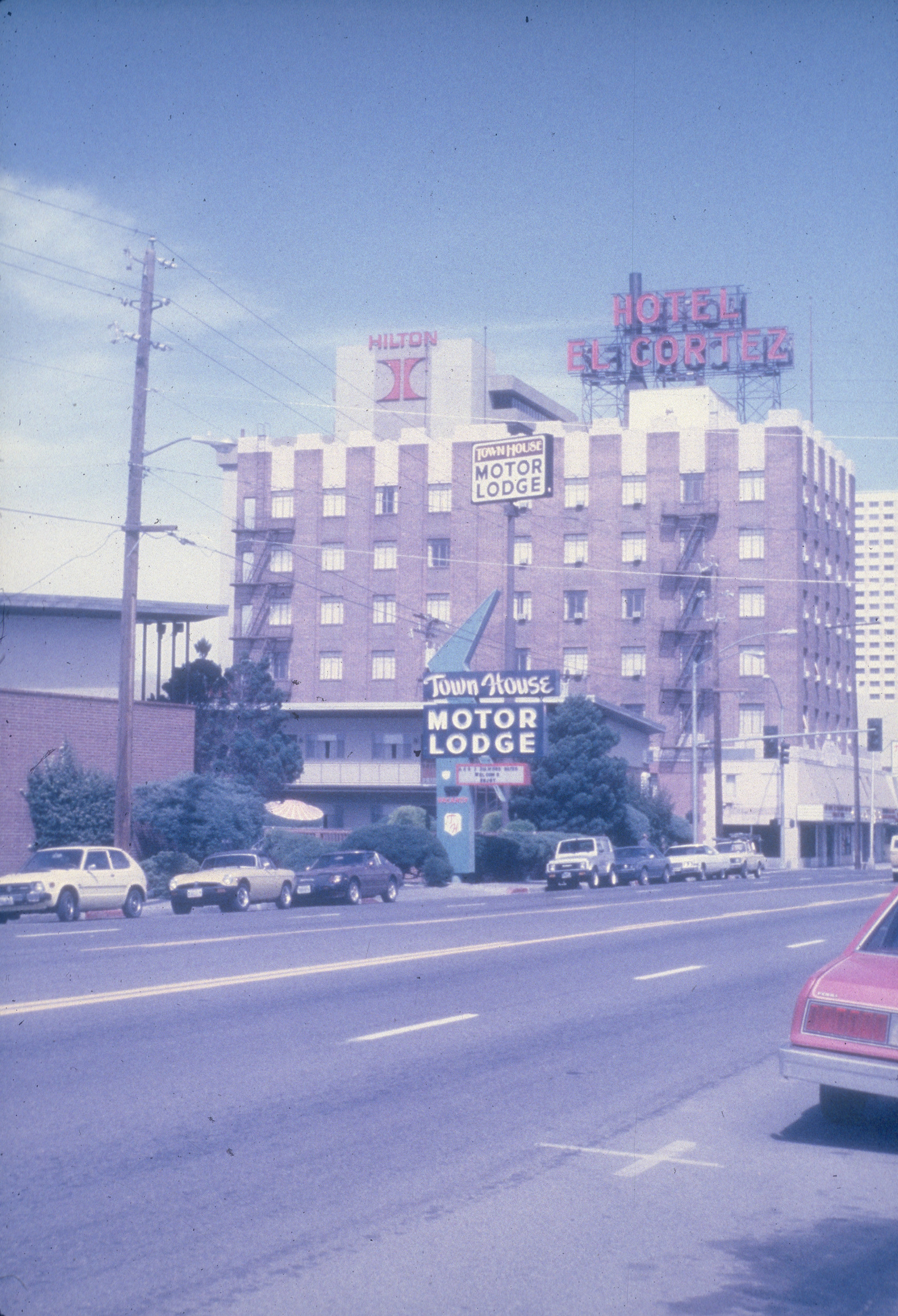 Slide of the Town House Motor Lodge and its neon sign, Reno, Nevada, 1986