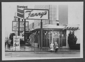 Photograph of Fanny's Dress Shop, Las Vegas, 1979