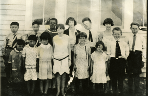 Photograph of schoolchildren and teachers, Paradise School, Las Vegas, Nevada, circa 1924