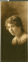 Photograph of Doris Hancock at 22 years old, circa 1915