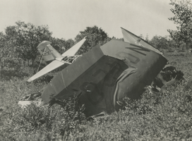 Photograph of the remains of Maury Graham's crashed plane, Utah, circa 1930