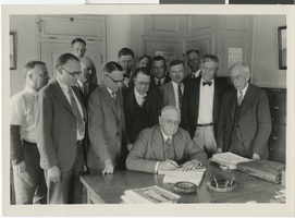 Photograph of the signing of the Hoover Dam contract, 1931