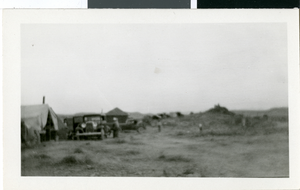 Photograph of cars in the desert, circa early 1900s