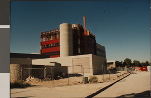 Photograph of the side view of the Rod Lee Bigelow Health Sciences building, University of Nevada, Las Vegas, circa 1991-1992