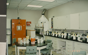 Photograph of a health sciences lab, University of Nevada, Las Vegas, circa 1991-1992