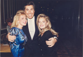 Photograph of Steve Wynn, Heidi Sarno and an unidentified woman, 1980s