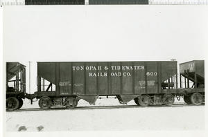 Photograph of hopper number 600, Death Valley Junction, California, 1940