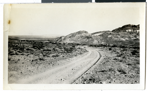 Photograph of a road to Beatty (Nev.), circa 1925