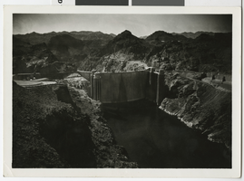 Photograph of the Hoover Dam, 1930s