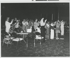 Photograph of standing ovation for Gloria Steinem , Las Vegas (Nev.), June 18, 1977