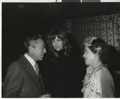 Photograph of Lloyd and Edythe Katz and Jane Fonda at the MGM Grand Hotel in Las Vegas (Nev.), 1979