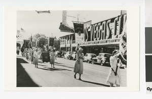 Photograph of a Veterans Day parade, Las Vegas (Nev.), circa 1940