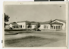 Photograph of the 5th Street Grammar School, Las Vegas (Nev.), late 1930s