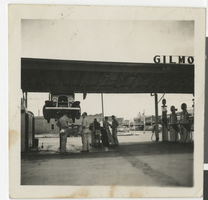 Photograph of Delano Tire Shop, Delano (Calif.), 1940-1941