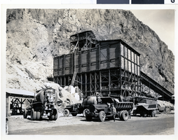 Photograph of mixing plant, Hoover Dam, March 8, 1932