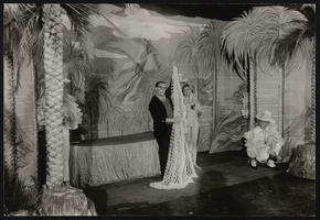 Photographs of Donn Arden directing dance rehearsals, Paris (FRA), 1940s-1950s