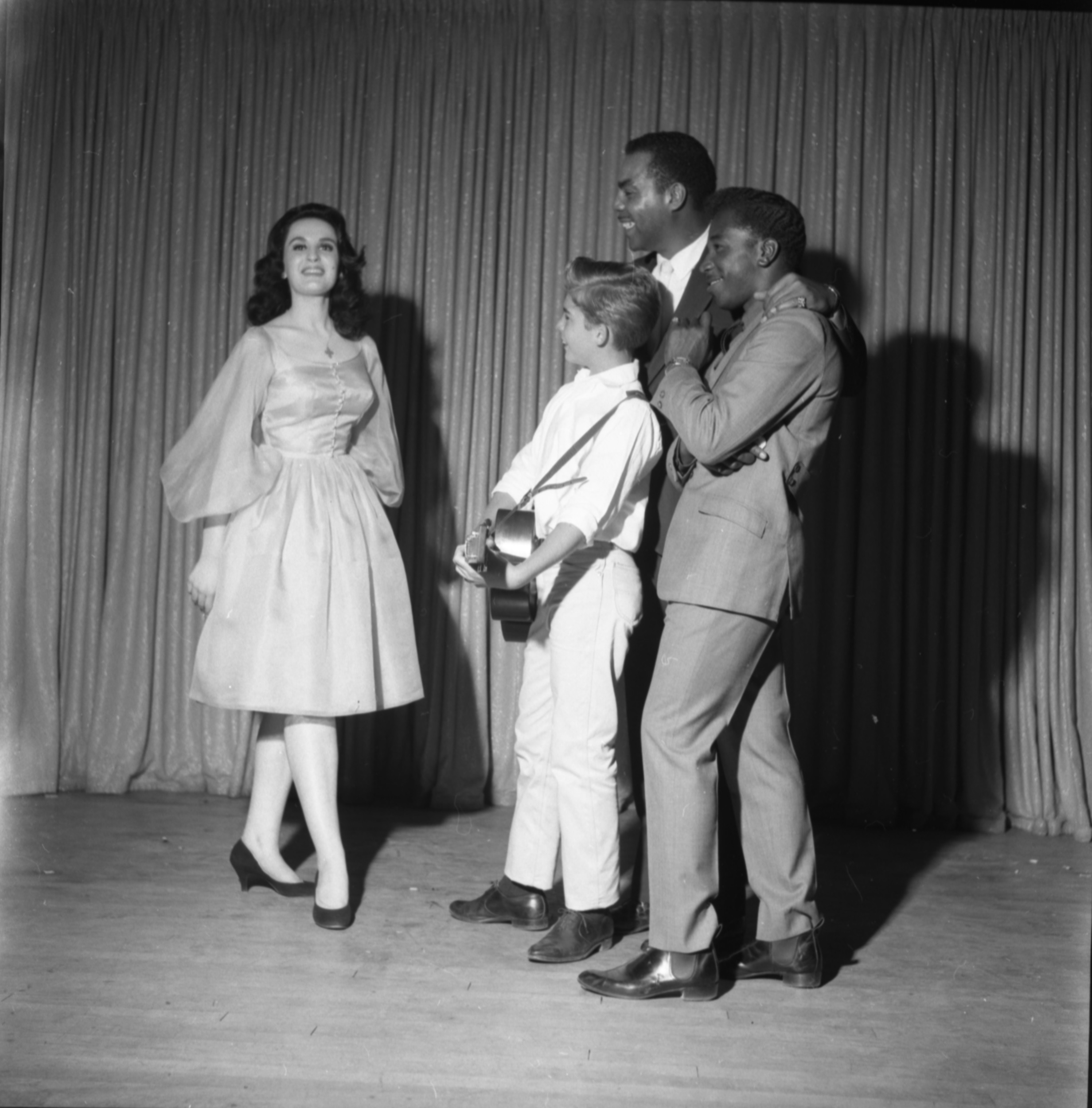 Carver House Talent Contest, May 9, 1962, Image 05