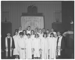 Photograph of Temple Beth Sholom's confirmation class, June 06, 1967