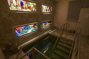 Photograph of the mikveh at Temple Beth Sholom, Las Vegas, Nevada, February 17, 2016