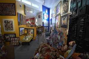 Photograph of art gallery at the House of Straus, Las Vegas (Nev.), July 14, 2016