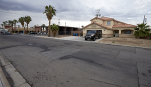 Homes on East Welter Avenue near East Sahara Avenue and Nellis Boulevard, Clark County, Nevada: digital photograph
