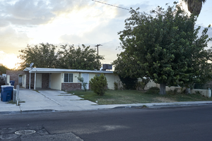 Home in the Valley High School neighborhood, Las Vegas, Nevada: digital photograph