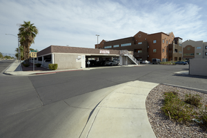 Spring Mountain Sahara Bahavioral clinic on Lindell, looking north, Las Vegas, Nevada: digital photograph