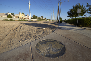 Trail marker near Sloan Lane south of East Sahara Avenue, looking north, Las Vegas, Nevada: digital photograph