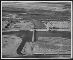 Aerial view of the Colorado River and Morelos Dam, image 002: photographic print