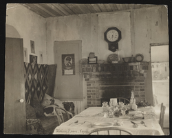 Photograph of a dining room in Las Vegas