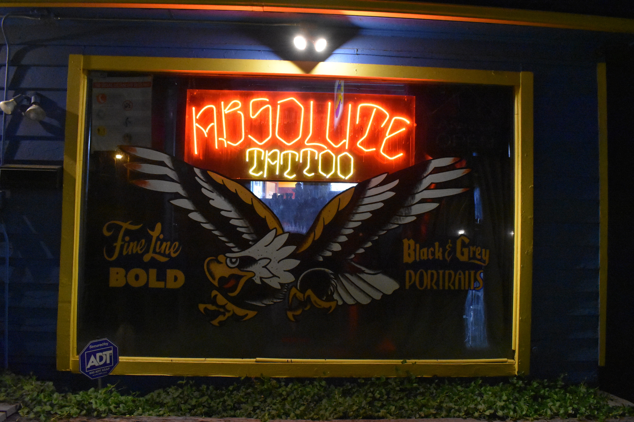 Absolute Tattoo window sign, Reno, Nevada