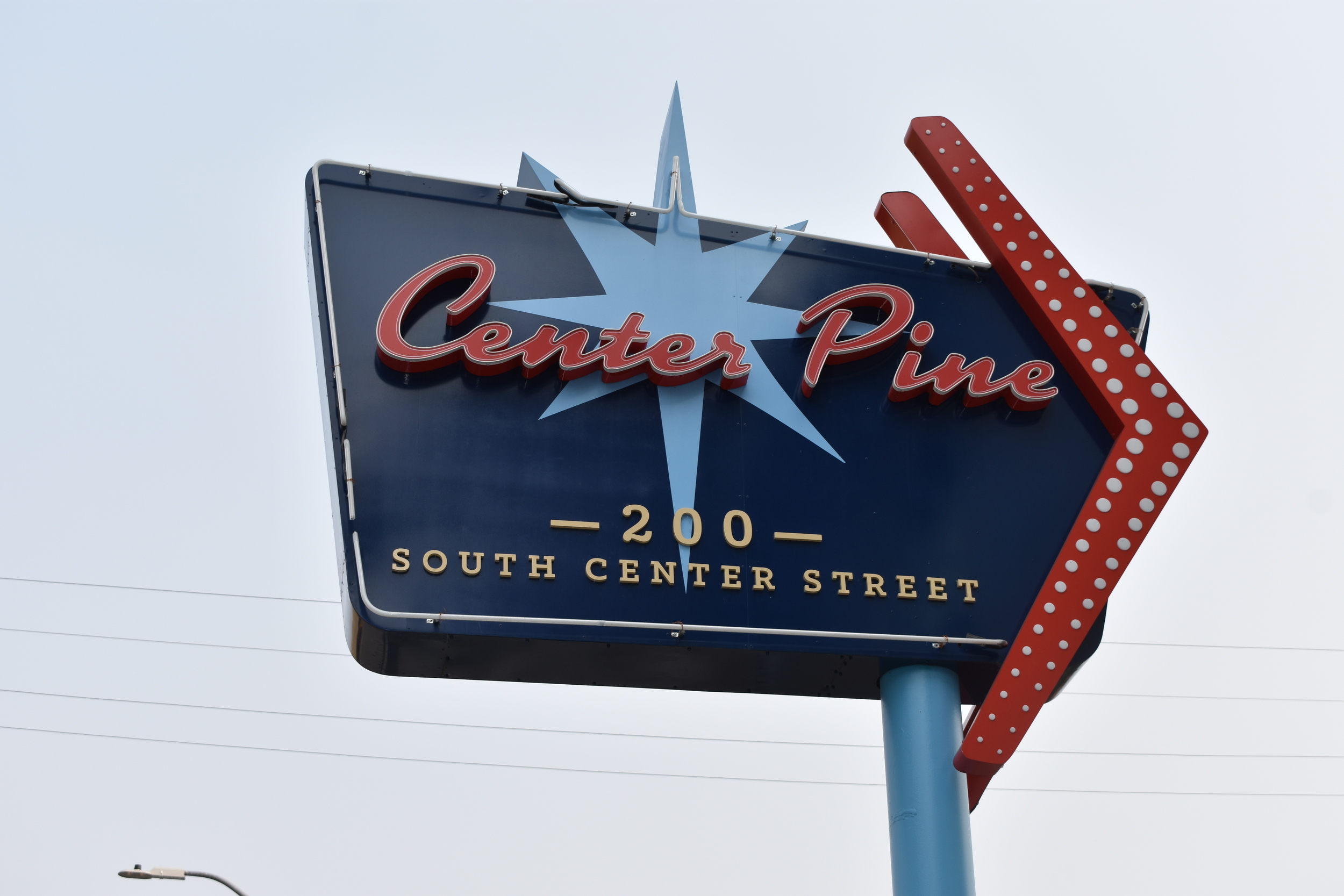 Center Pine flag mounted pylon sign, Reno, Nevada