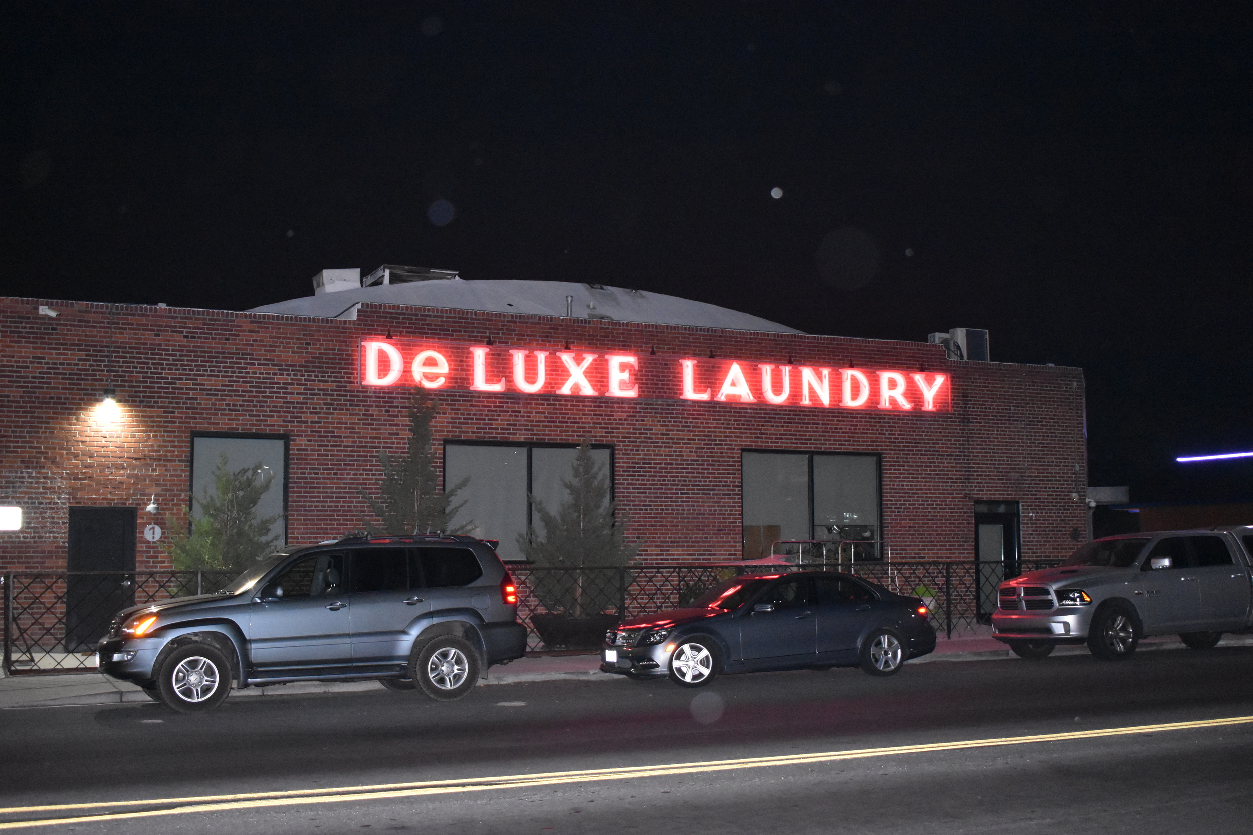 DeLuxe Laundry wall mounted sign, Reno, Nevada