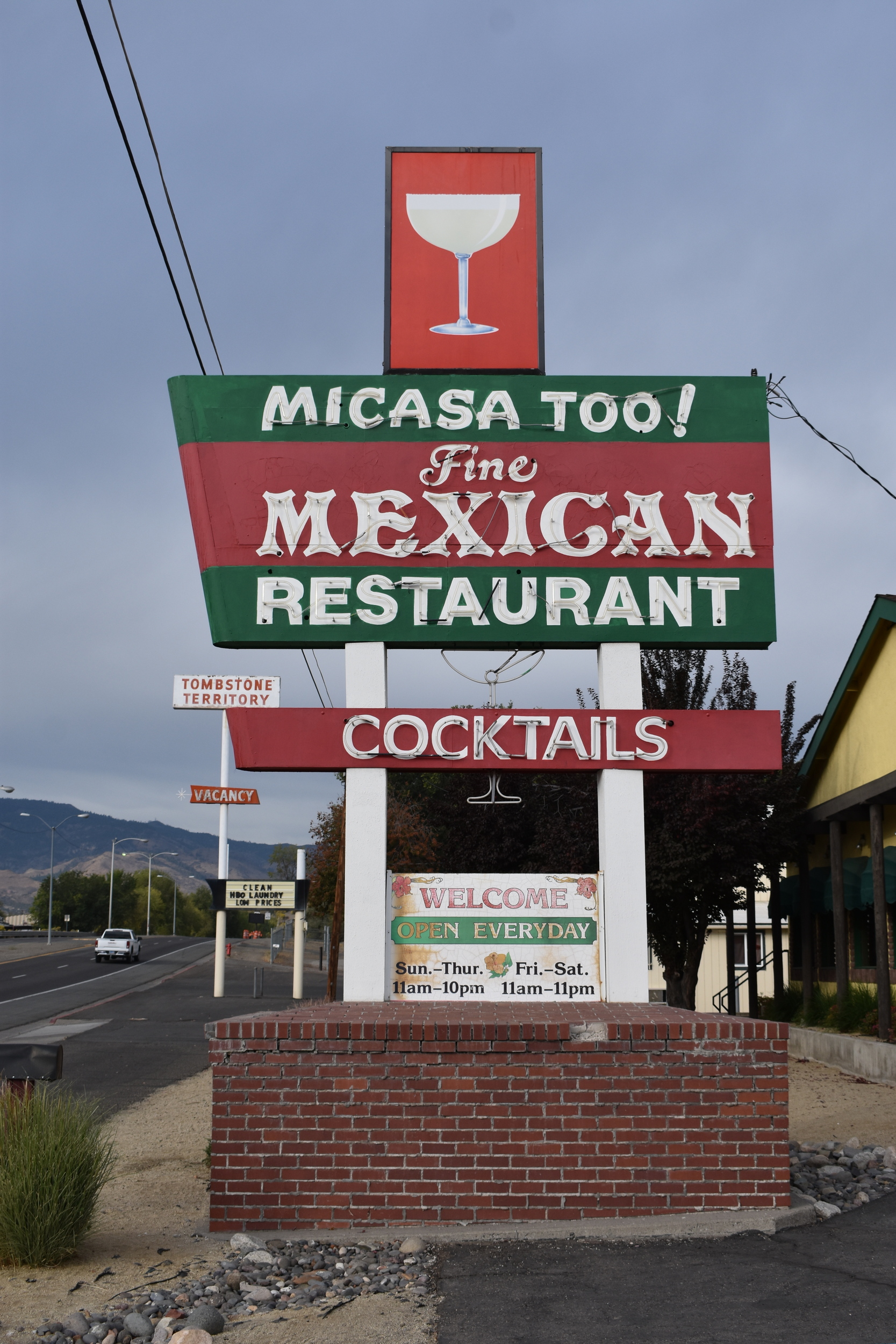 Mi Casa Too! double mounted sign, Reno, Nevada