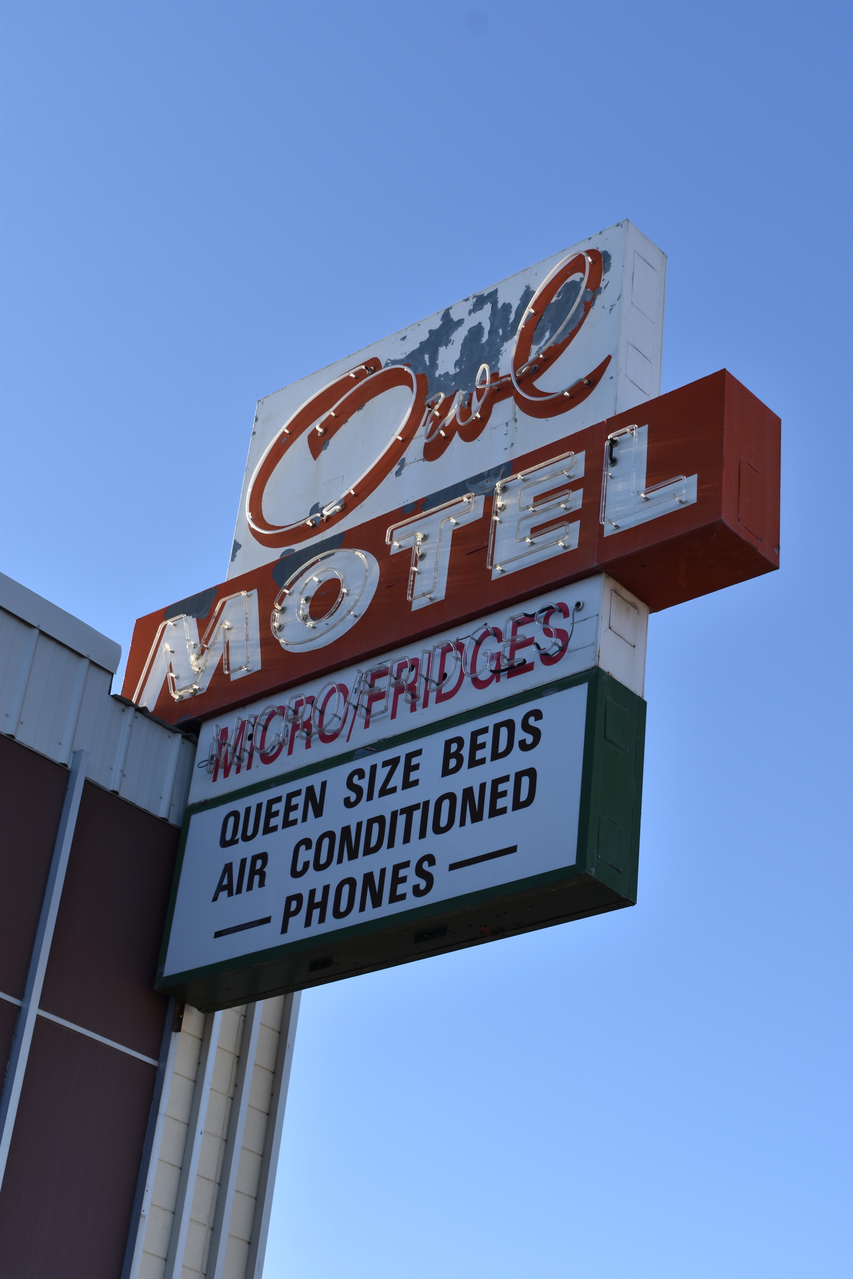 Owl Motel roof and wall mounted signs, Battle Mountain, Nevada