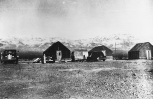 Building on Ray Van Horn's place on the Dollar Ranch: photographic print