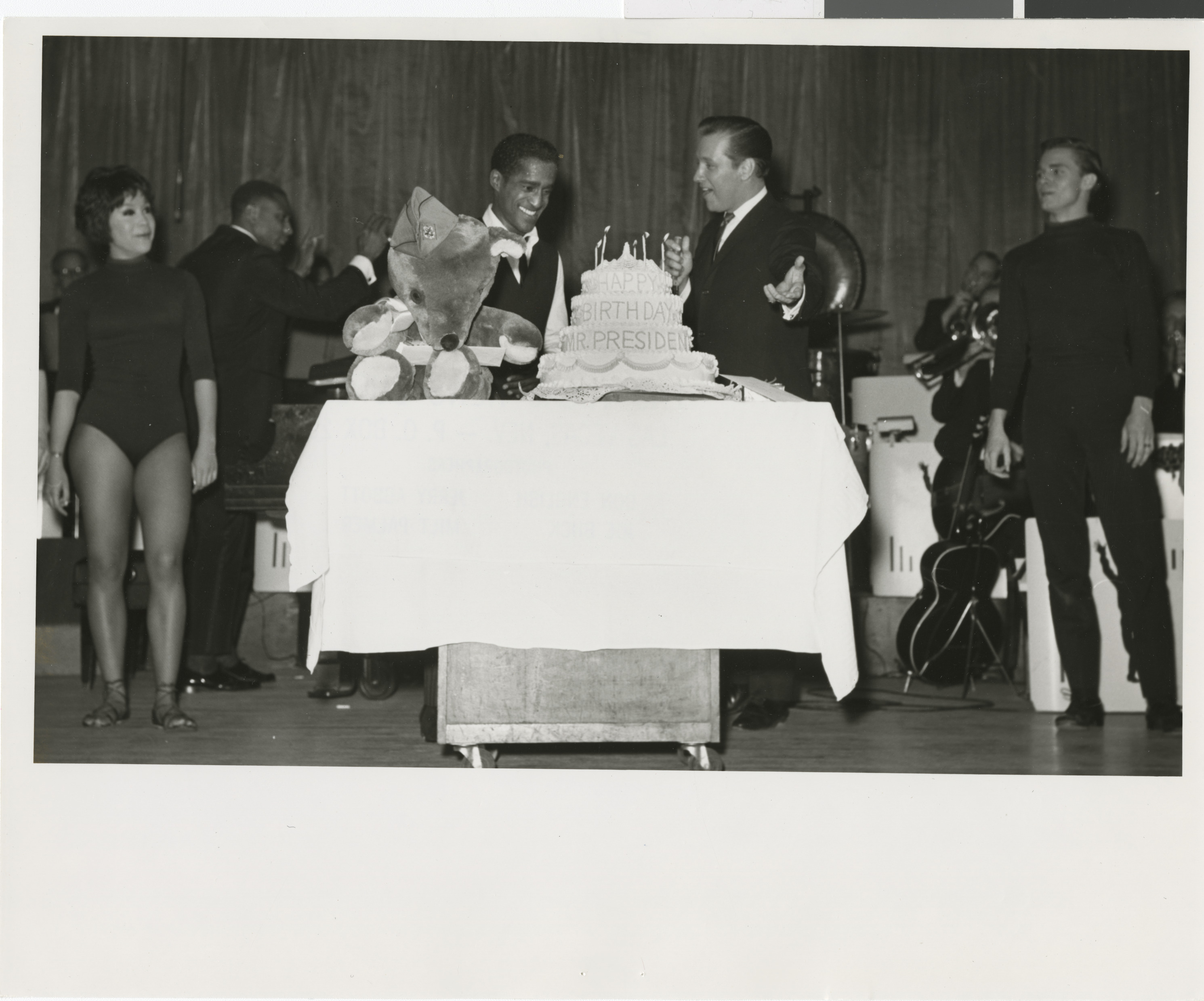 Davis and cake, Image 02