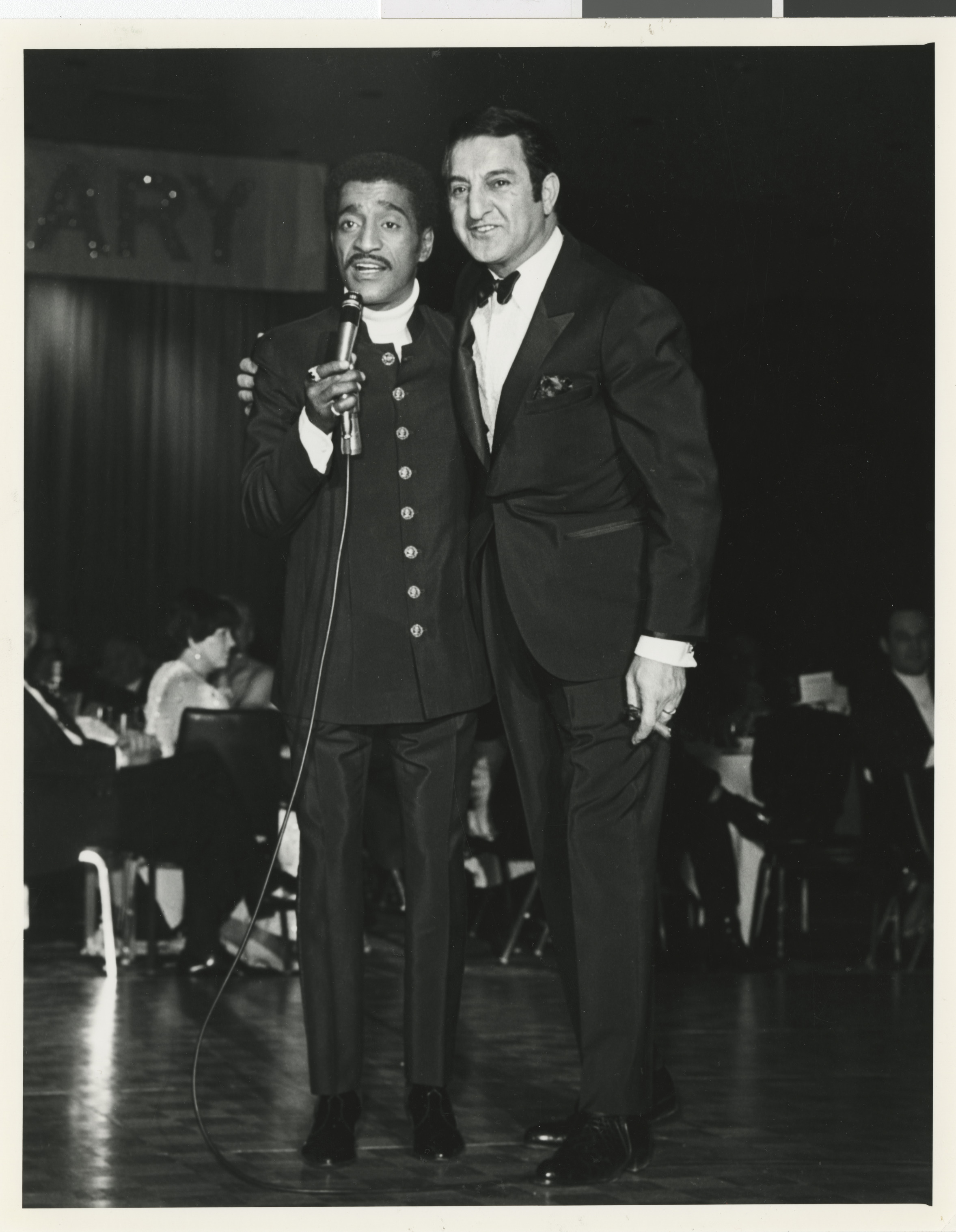 Sammy Davis, Jr. performing, Image 11