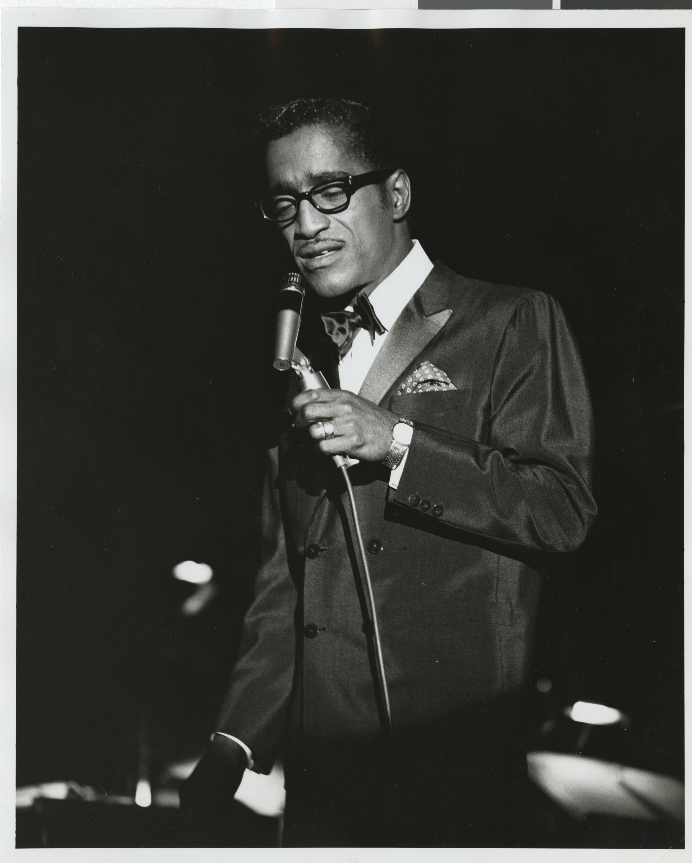 Sammy Davis, Jr. performing, Image 06